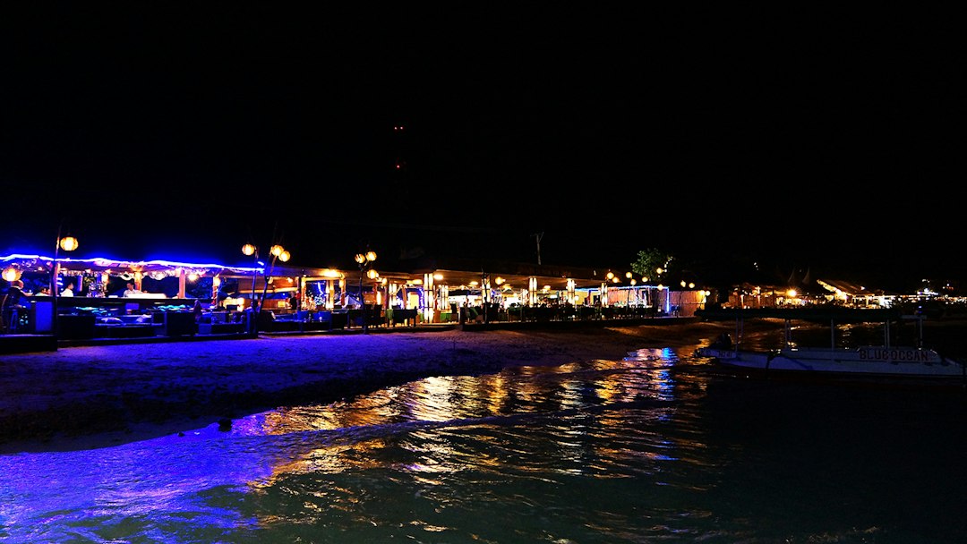Crumps Landing Homosassa Review: Waterfront Food & Drinks