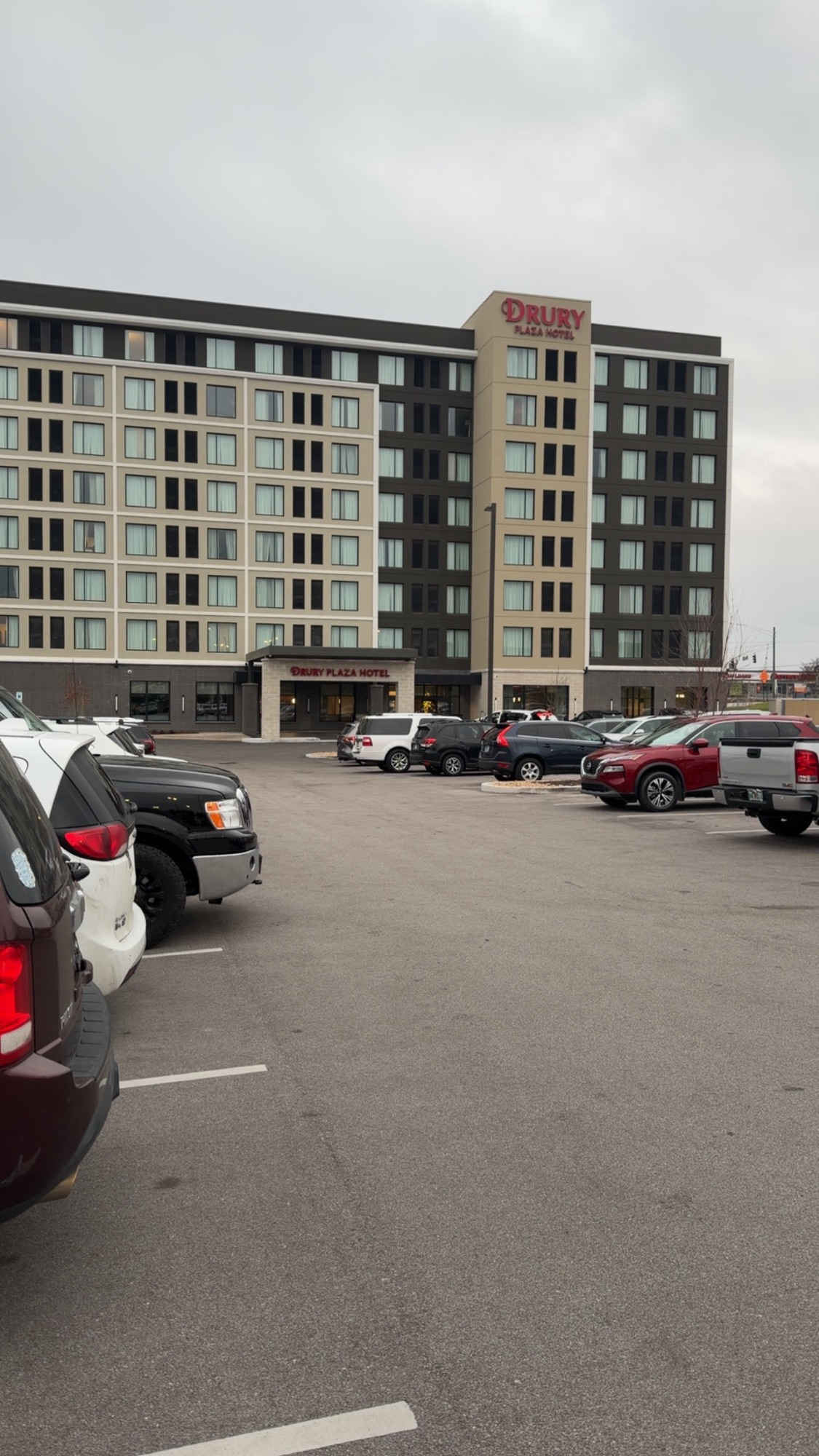Drury Plaza Hotel Chattanooga Review: Is It Worth It?